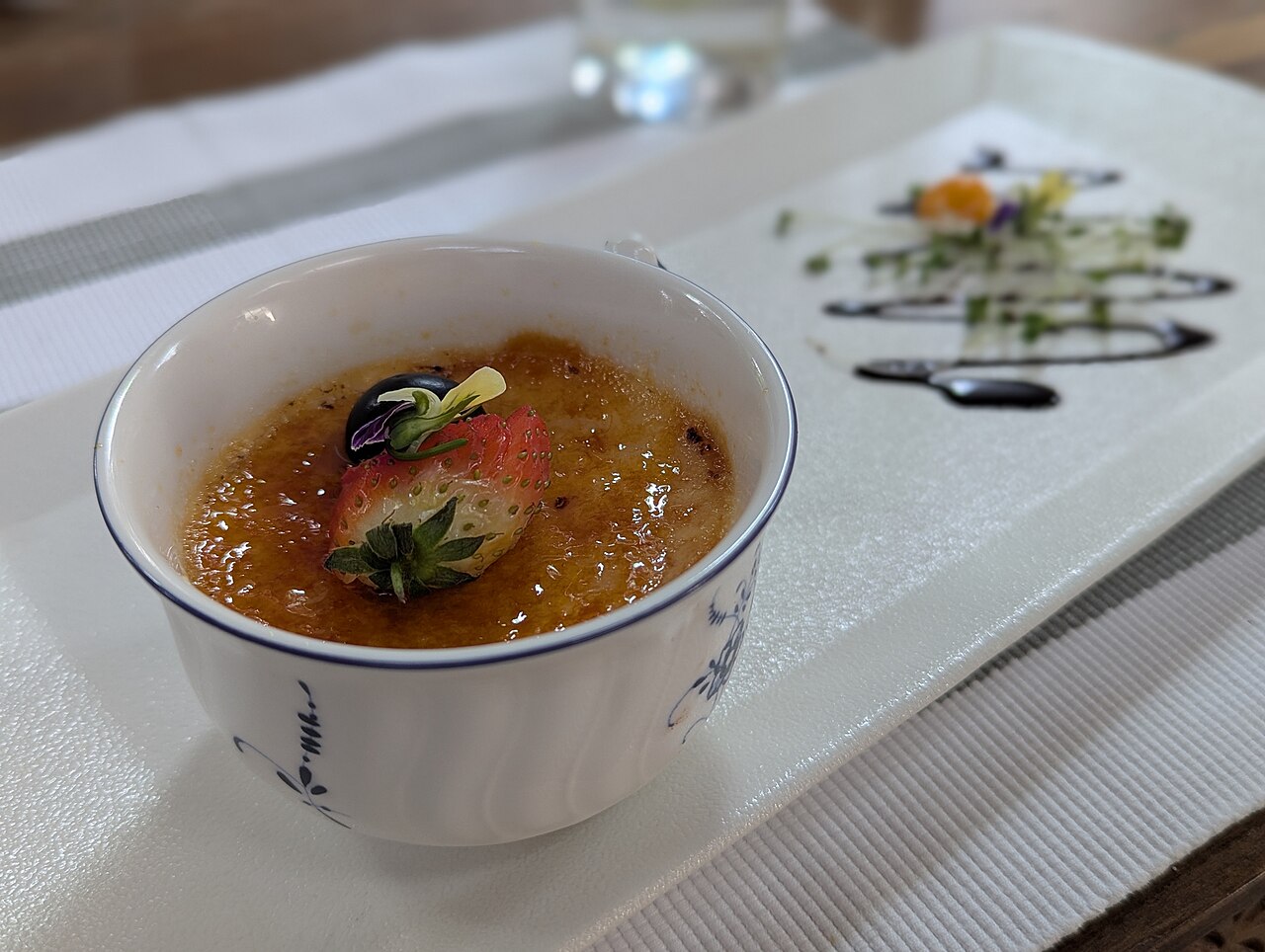 fine dining restaurant (foto: Sdkb / CC BY-SA 4.0, Wikimedia Commons)