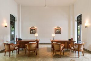 hotel reception desk lobby